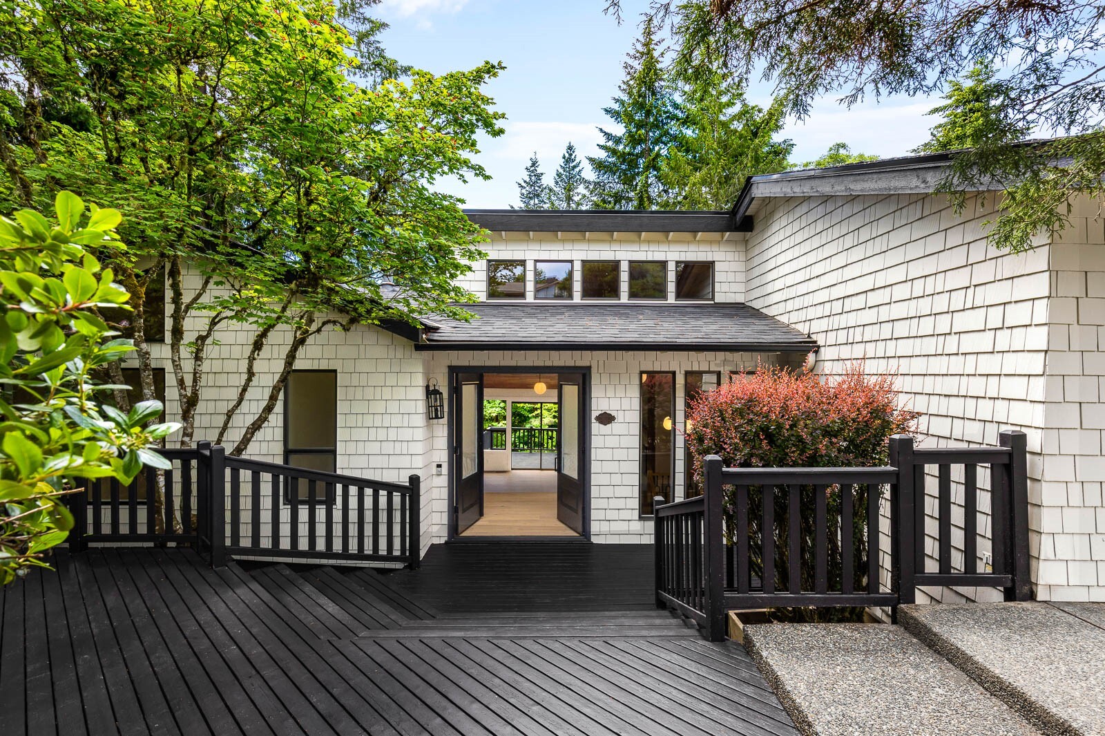 4529 153rd Ave SE, Bellevue, WA 98006, photo 2 of 40