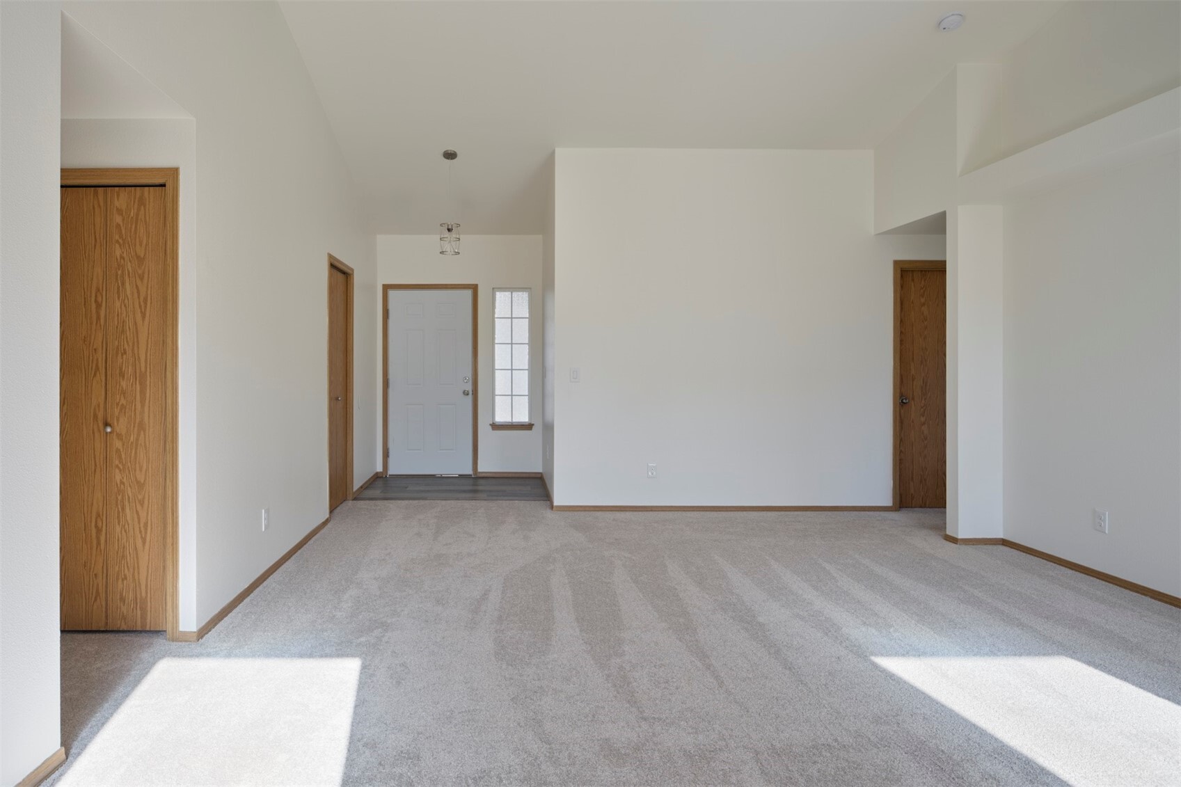 924 Eagle Crest Place, Port Orchard, WA 98366, photo 5 of 15